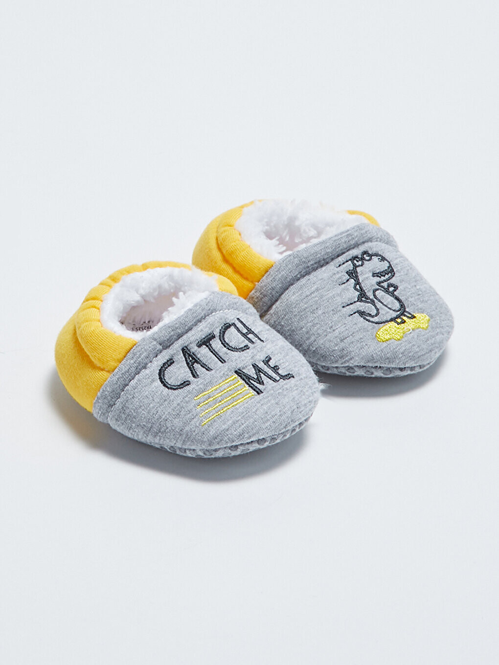 

Домашняя обувь для маленьких мальчиков с вышивкой LCW STEPS, серый