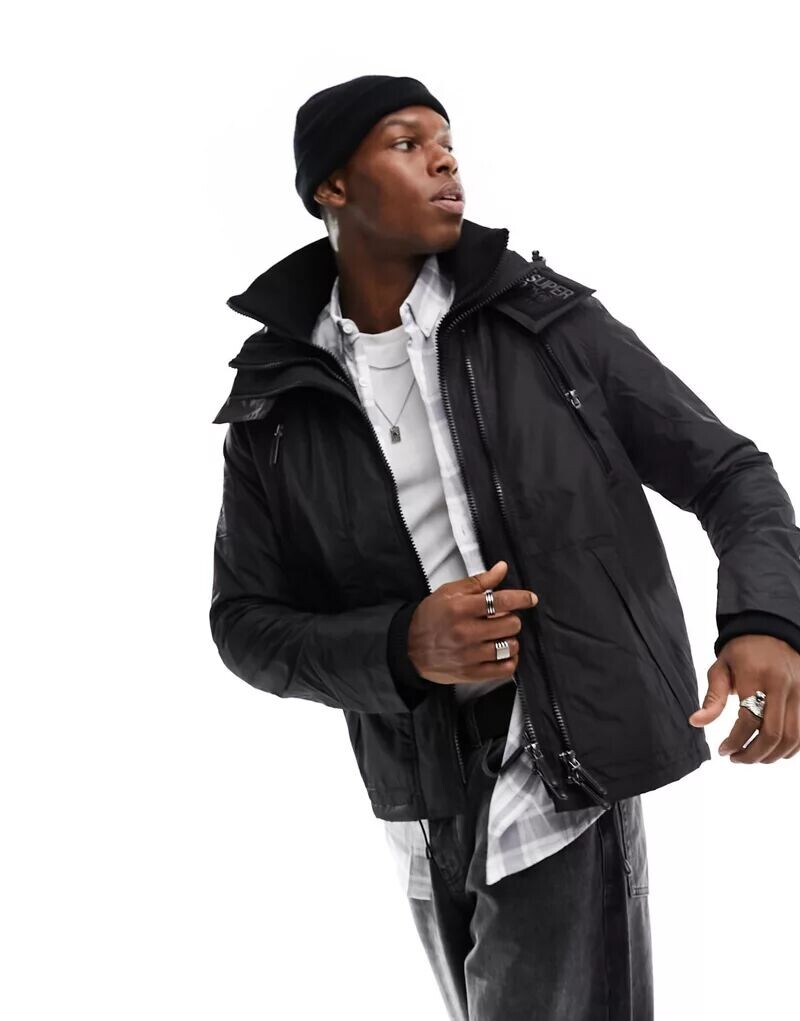 

Черная ветровка Superdry Mountain Windcheater