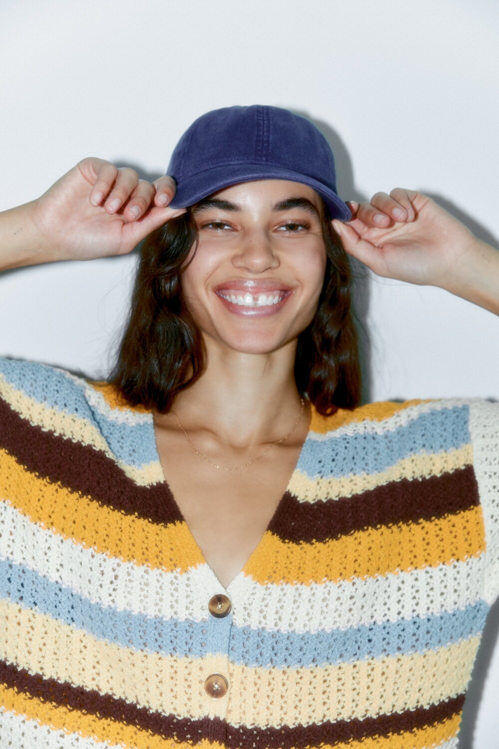 

Базовая кепка из саржи Zara, синий