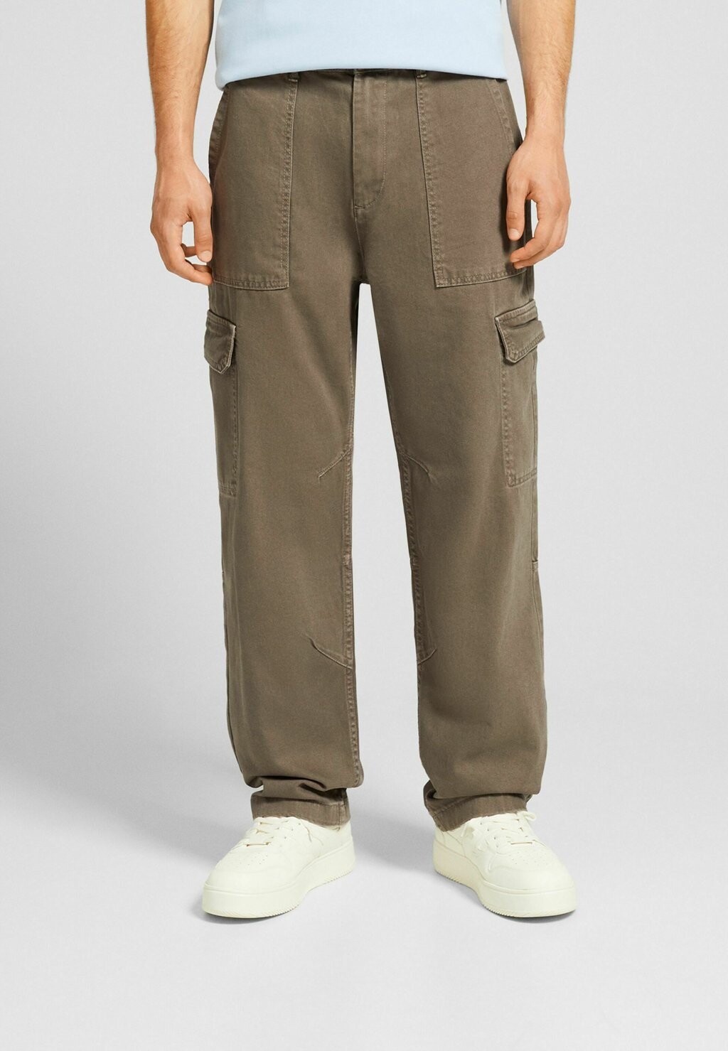 

Брюки CARGO STRAIGHT Bershka, цвет dark brown