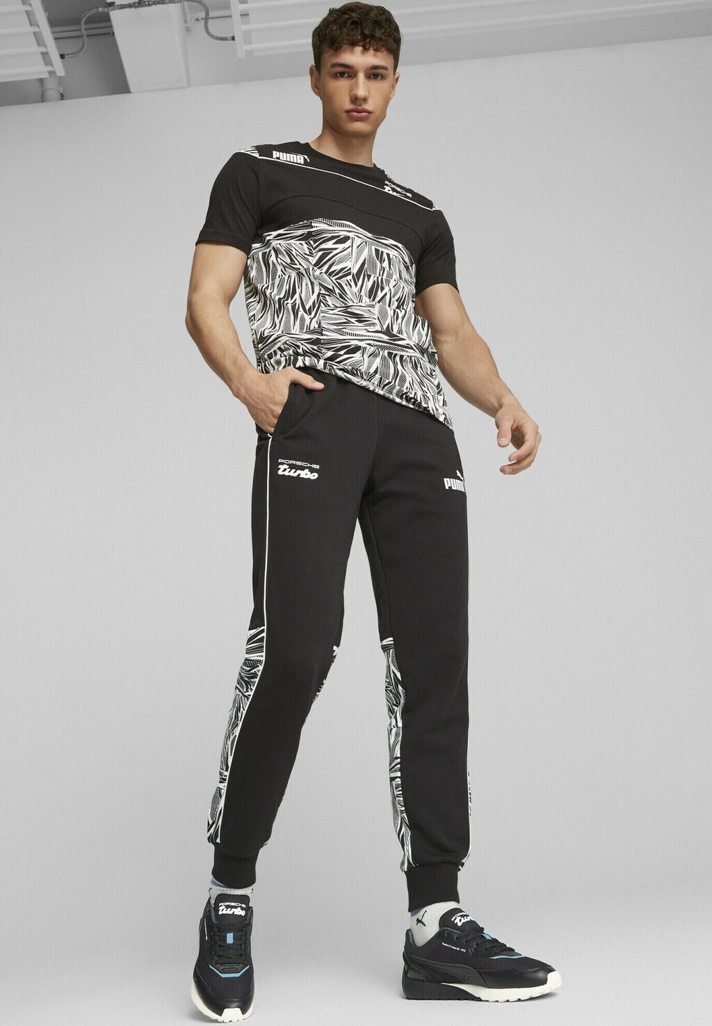

Низкие кеды Puma