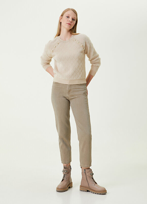 

Классические джинсовые брюки цвета хаки mom fit Beymen