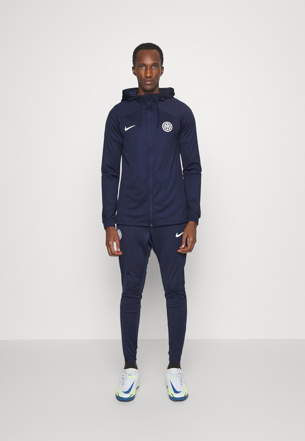 

Спортивный костюм Nike