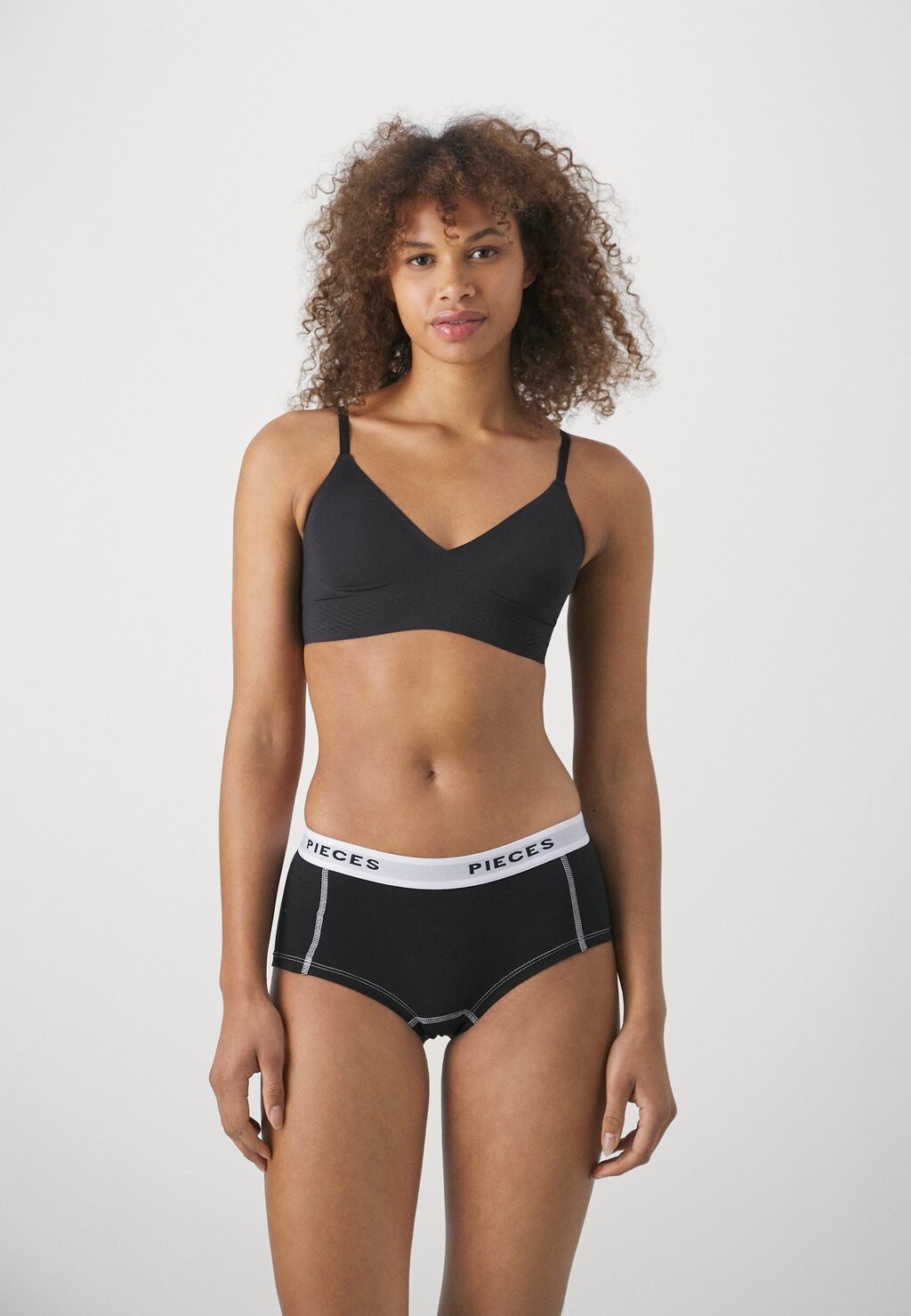 

Трусики PCLOGO LADY SOLID 4 PACK Pieces, цвет black/white