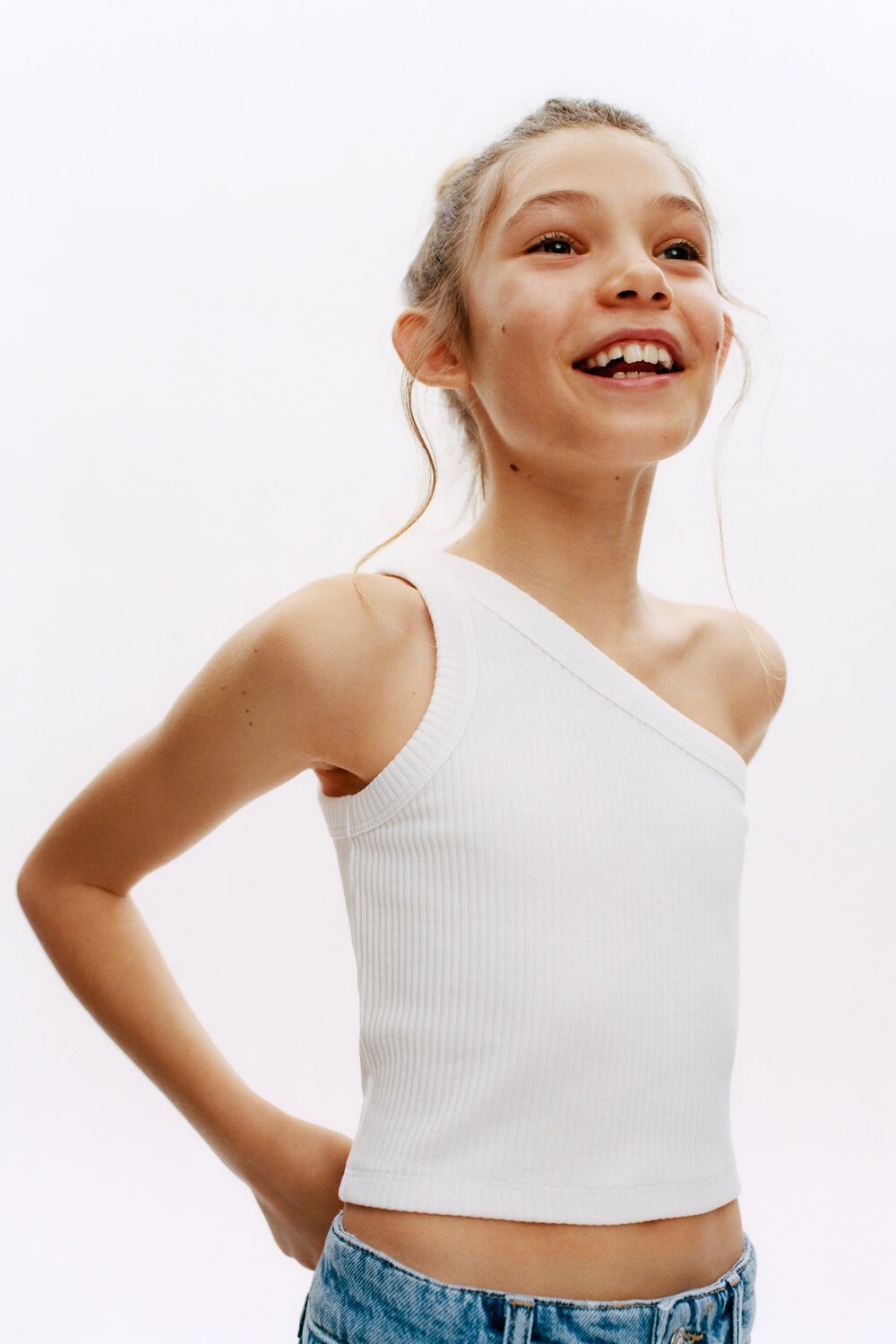 

Асимметричный топ в рубчик Zara, белый