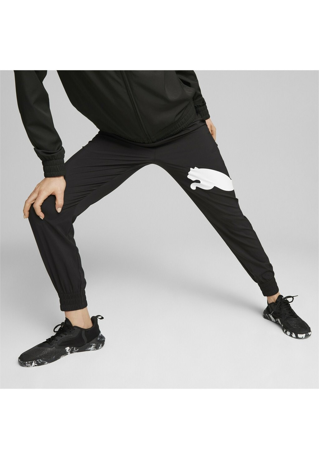 

Спортивные брюки Puma, черный