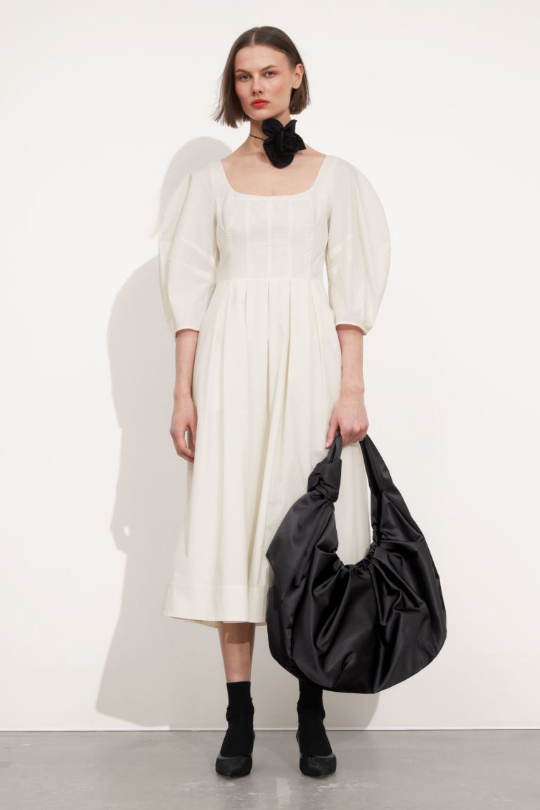 Плиссированное платье миди и другие истории H&M, белый платье миди с воланами на рукавах и другие истории h