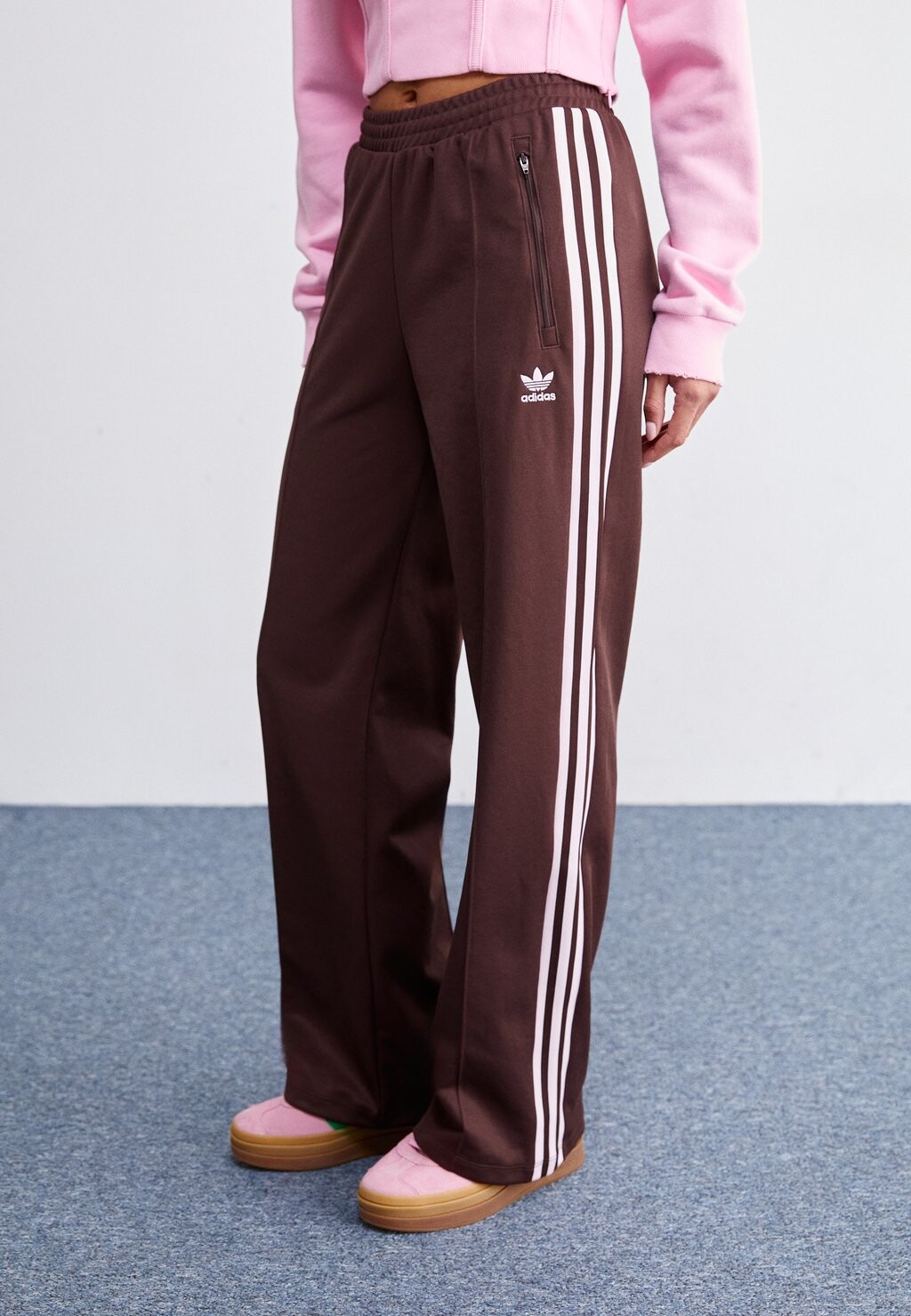 

Спортивные брюки Beckenbauer adidas Originals, цвет shadow brown
