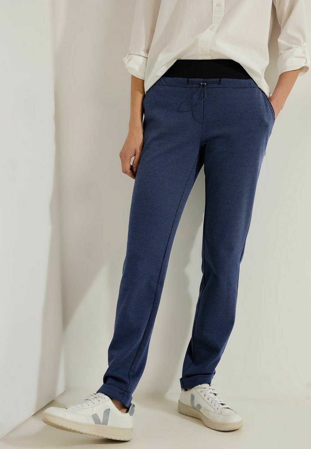 

Спортивные брюки Casual Fit Karo Cecil, синий