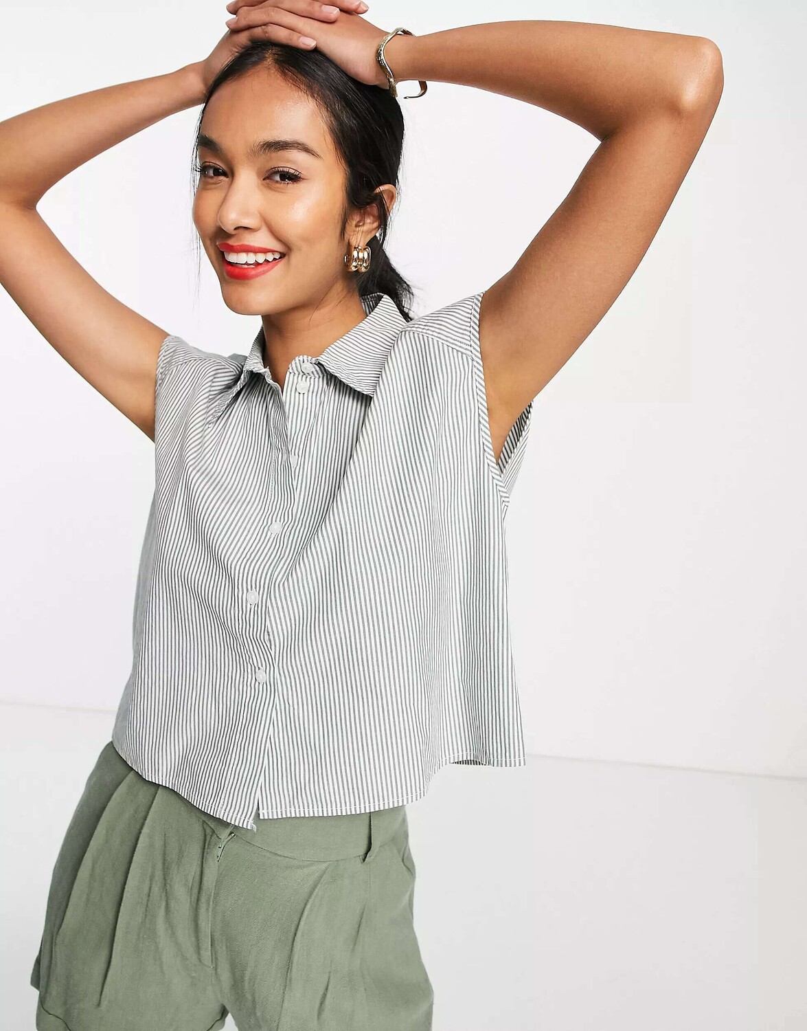 

Координатная рубашка Vero Moda в зеленую полоску