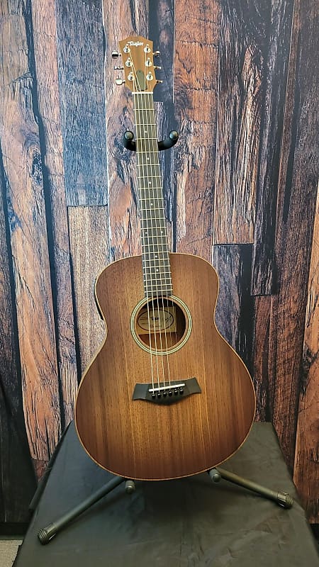 Акустическая гитара Taylor GS Mini E Special Edition Walnut