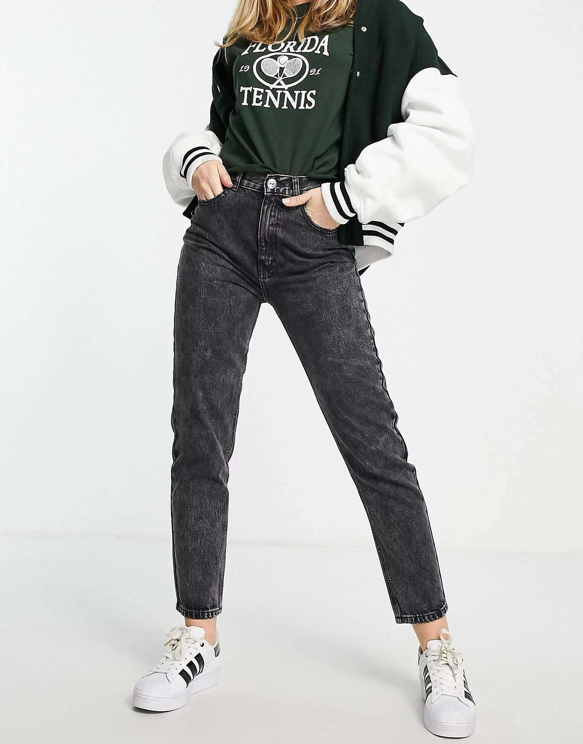 

Базовые джинсы для мамы Pull&Bear темно-серого цвета