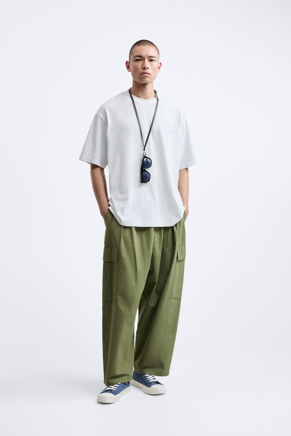 

Футболка с вышивкой слоганом ZARA, синий
