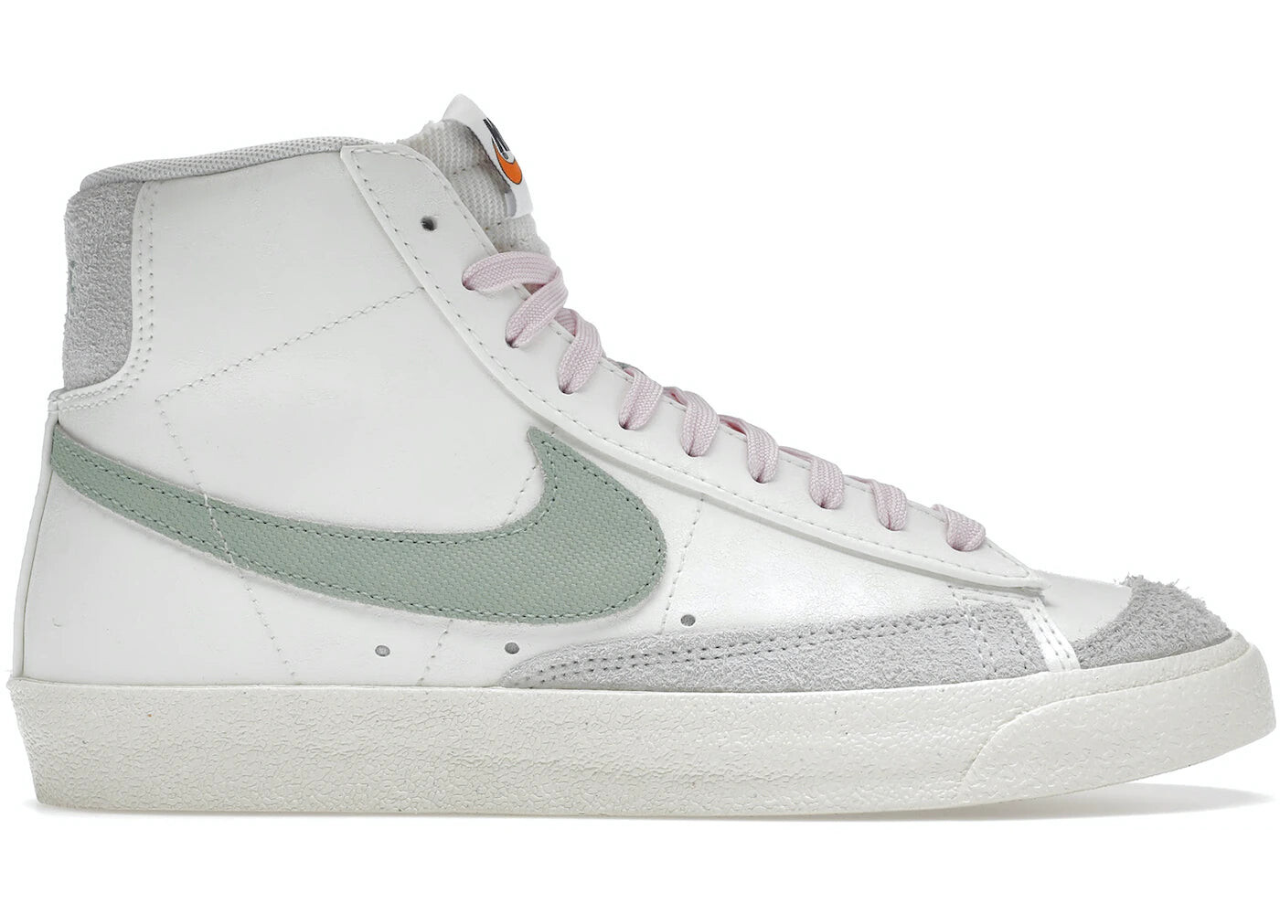 

Кроссовки Nike Blazer Mid 77 Premium