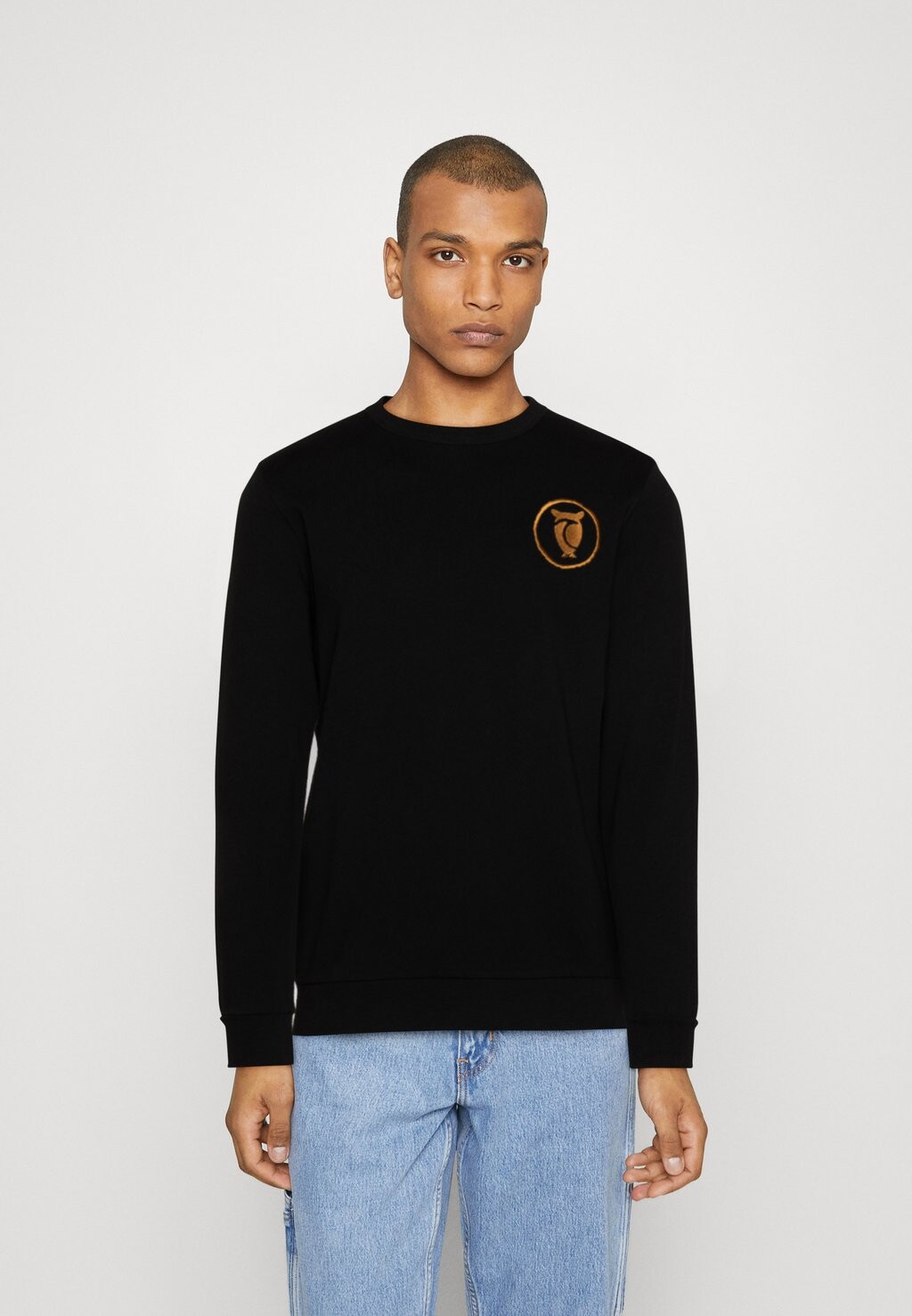

Толстовка BASIC BADGE KnowledgeCotton Apparel, угольно-черный