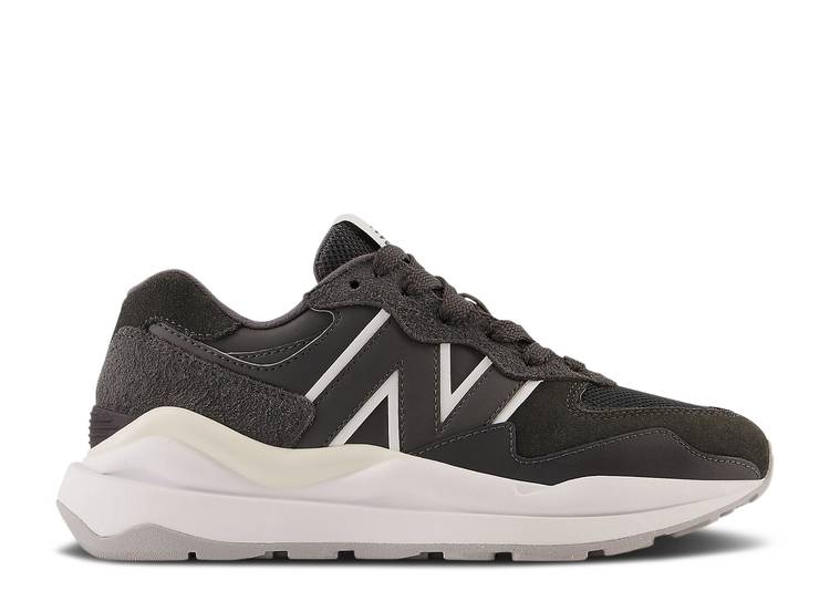 

Кроссовки New Balance WMNS 57/40 'BLACKTOP', черный