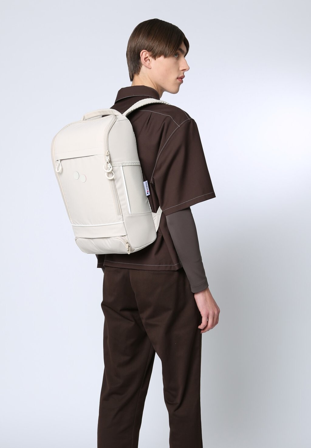

Рюкзак CUBIK MEDIUM UNISEX pinqponq, цвет cliff beige