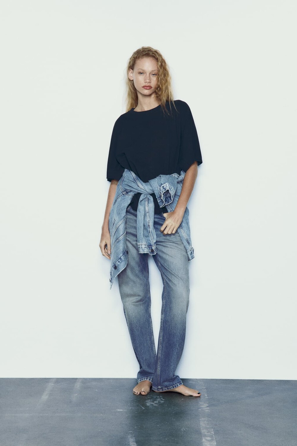 

Футболка кокоон из тяжелого хлопка ZARA, черный