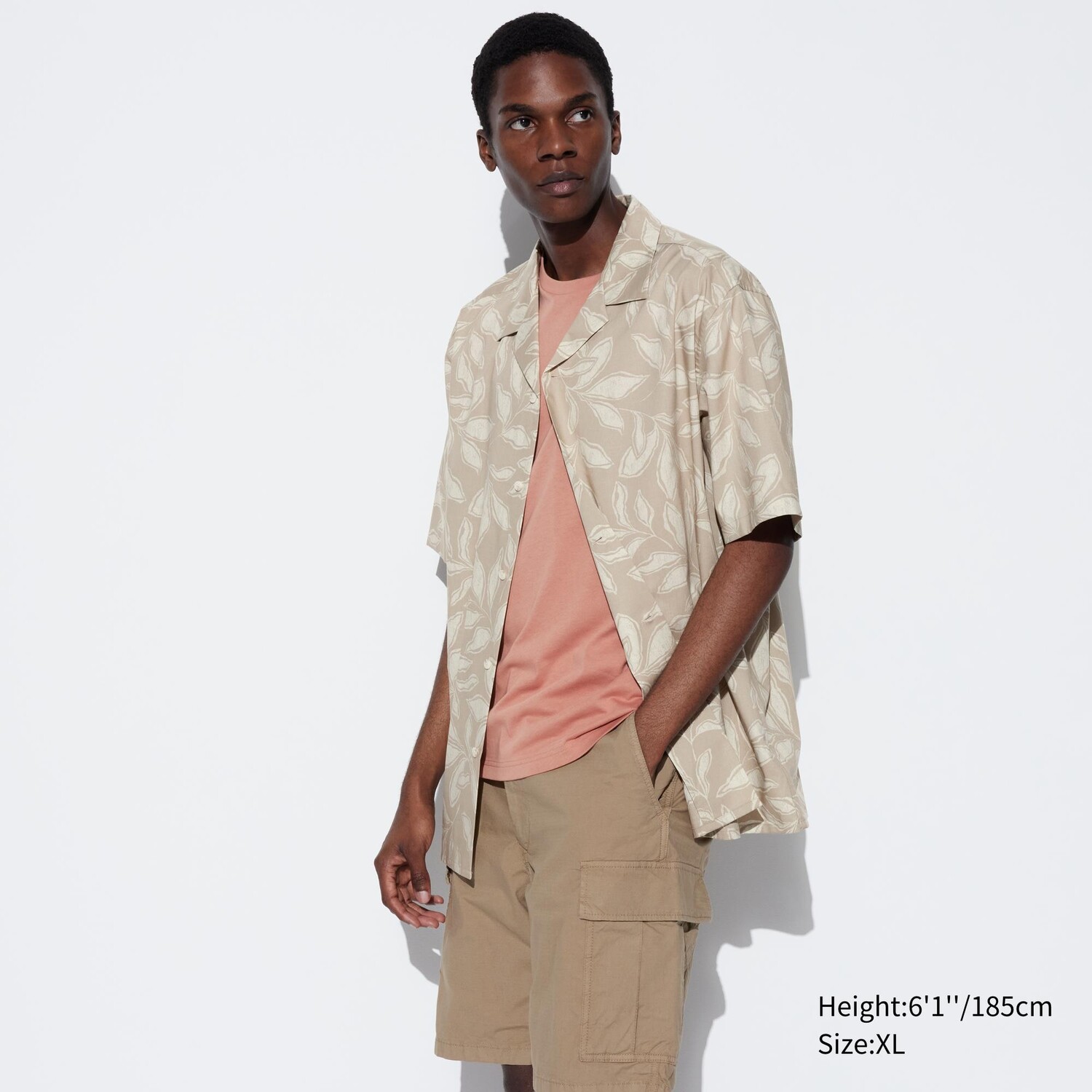 

Рубашка UNIQLO из модального хлопка с принтом, хаки