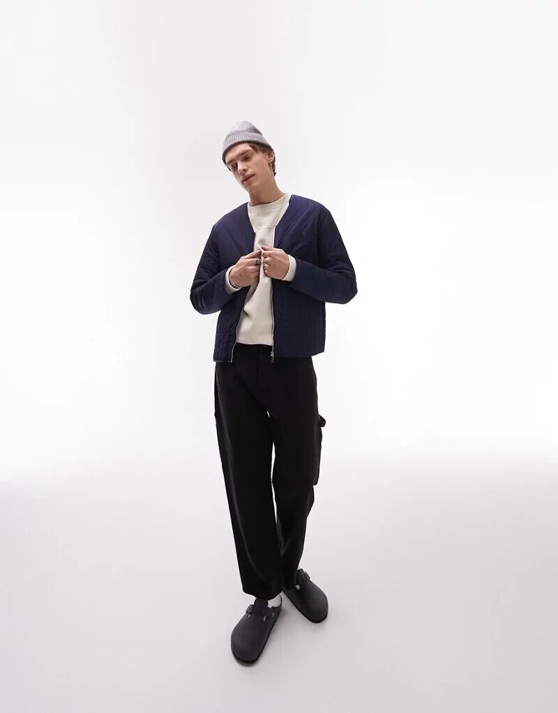 

Темно-синяя легкая куртка Topman с вертикальной стежкой