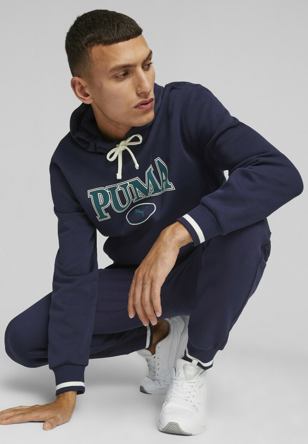 

Толстовка SQUAD Puma, темно-синий