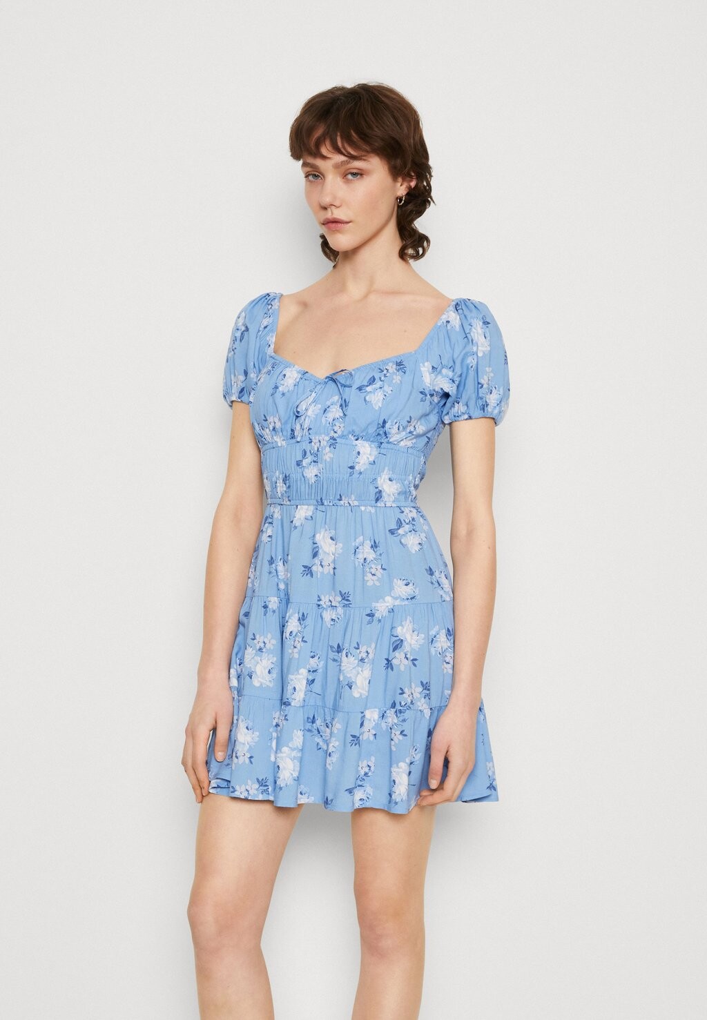 

Повседневное платье Hollister Co.