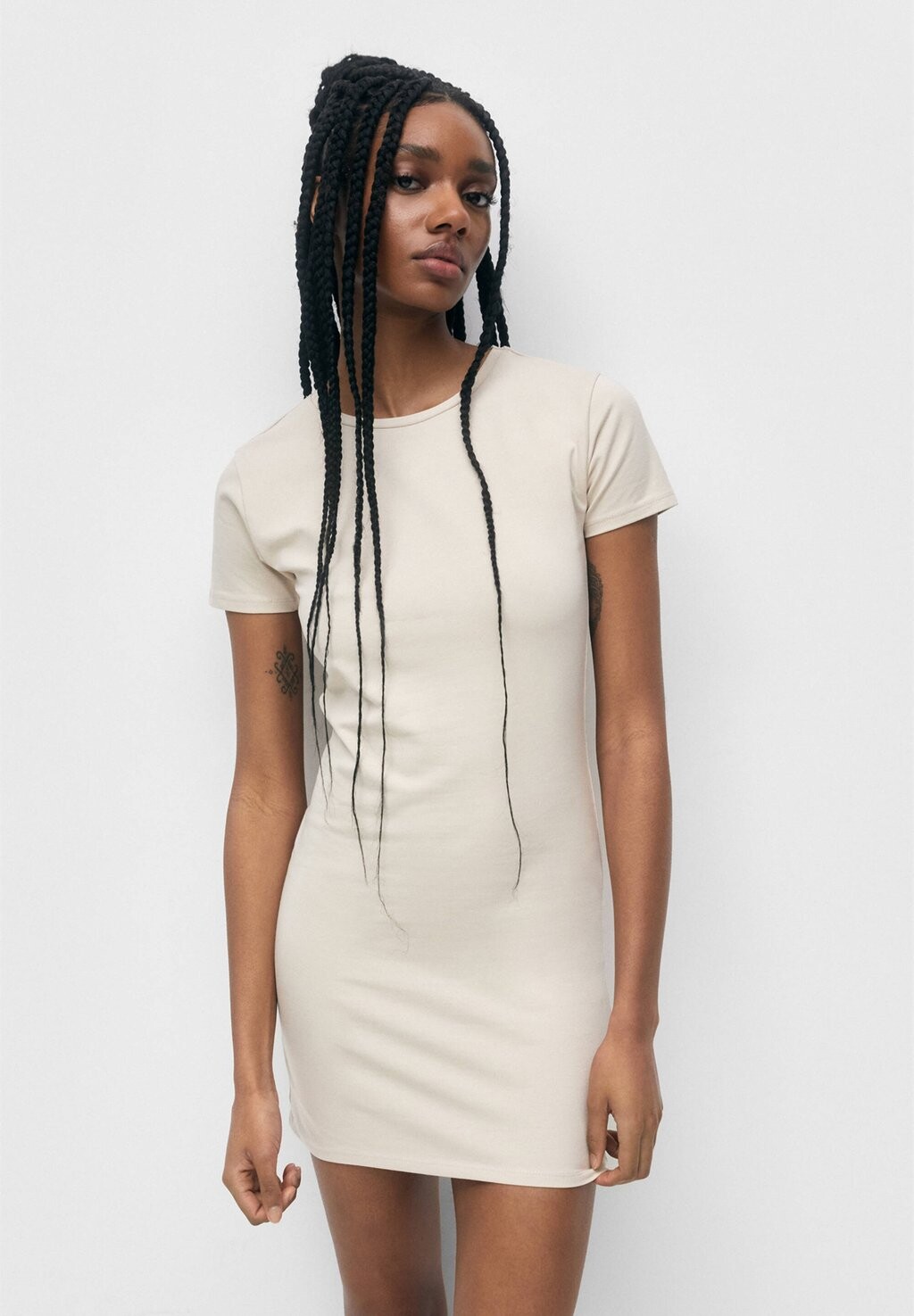

Летнее платье PULL&BEAR, бежевый