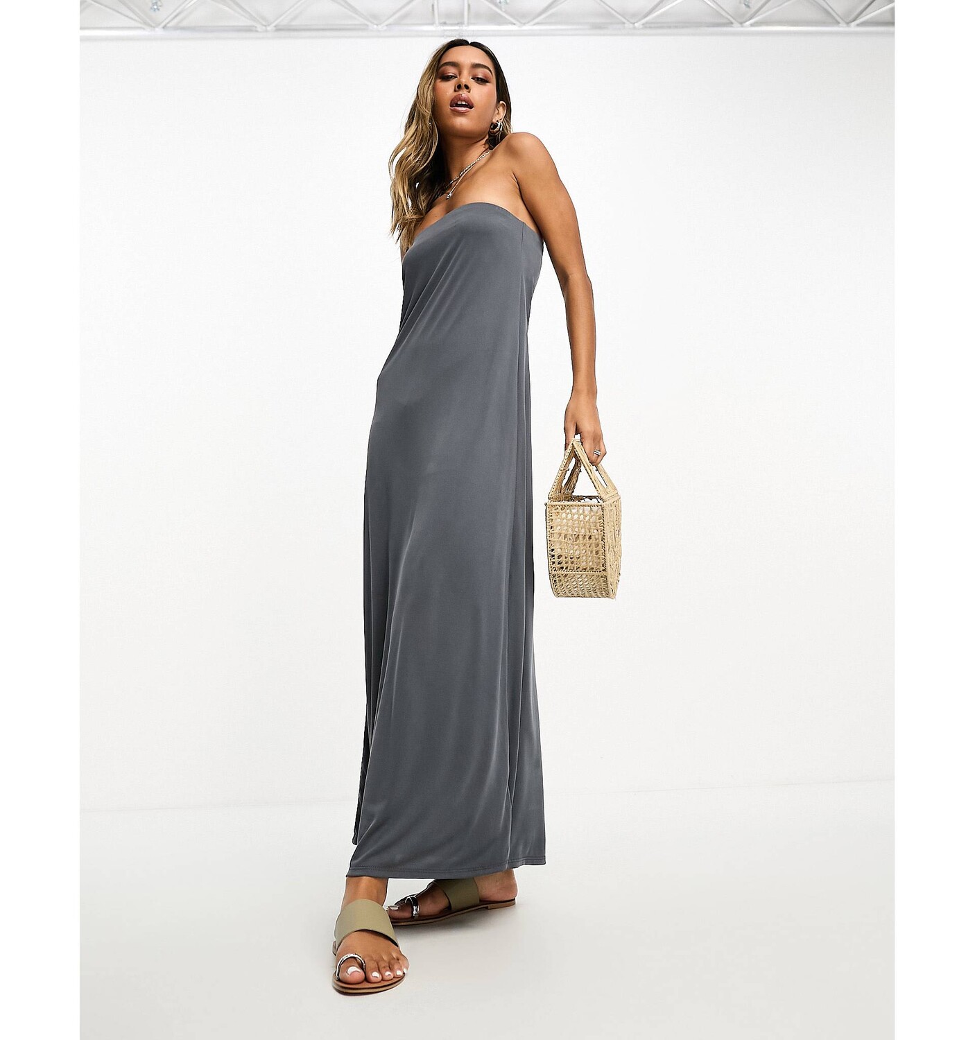

Темно-серое платье макси с бандо ASOS DESIGN