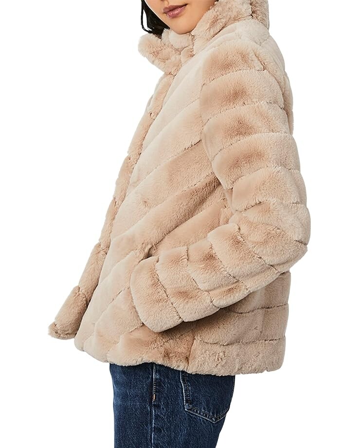 

Куртка Bernardo Fashions Grooved Faux Fur Jacket, цвет Taupe