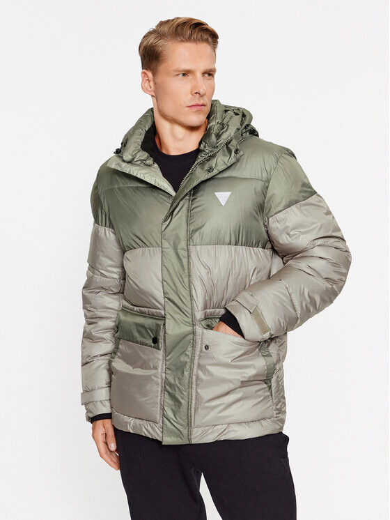 

Пуховик стандартного кроя Guess, зеленый