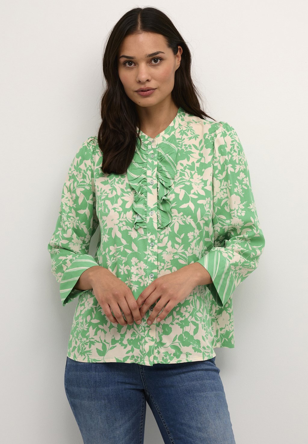 Блузка-рубашка MAY Culture, цвет green flower mix