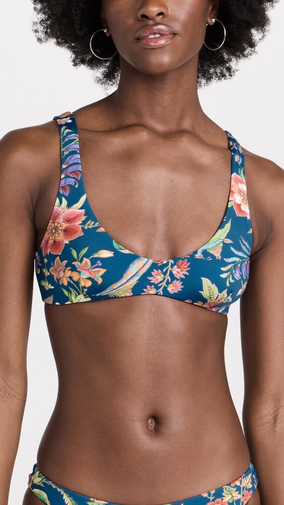 

Топ Alemais June Scoop Neck
