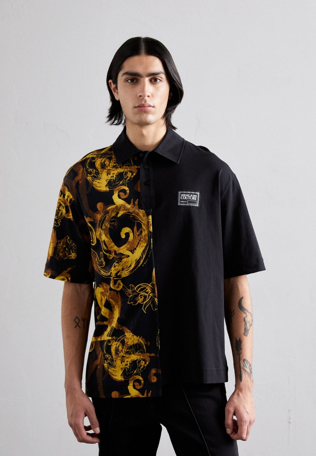 

Поло Versace Jeans Couture, черный/золотой