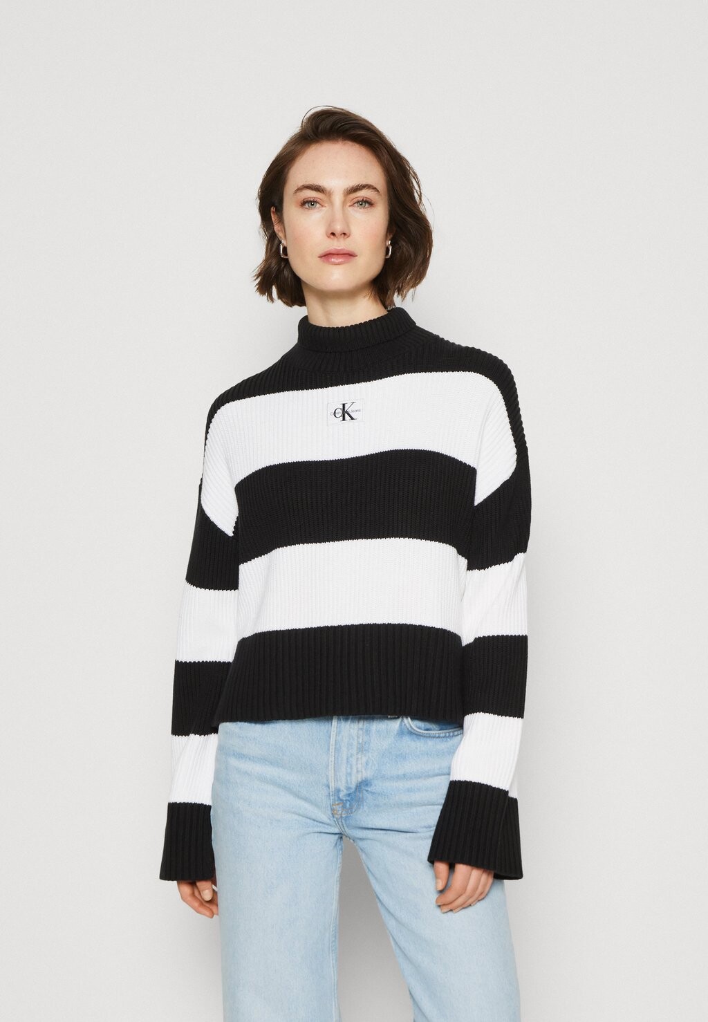 

Свитер LABEL CHUNKY SWEATER Calvin Klein Jeans, черный/ярко-белый