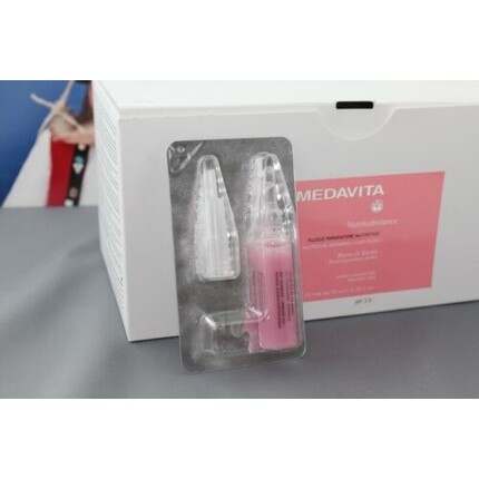 

Восстанавливающий флюид для волос Nutrisubstance 10 мл Питательный восстанавливающий флюид Ph 3,5, Medavita