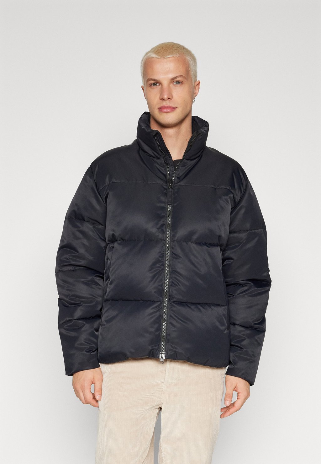 

Куртка Abercrombie & Fitch ULTRA PUFFER, ЧЕРНЫЙ