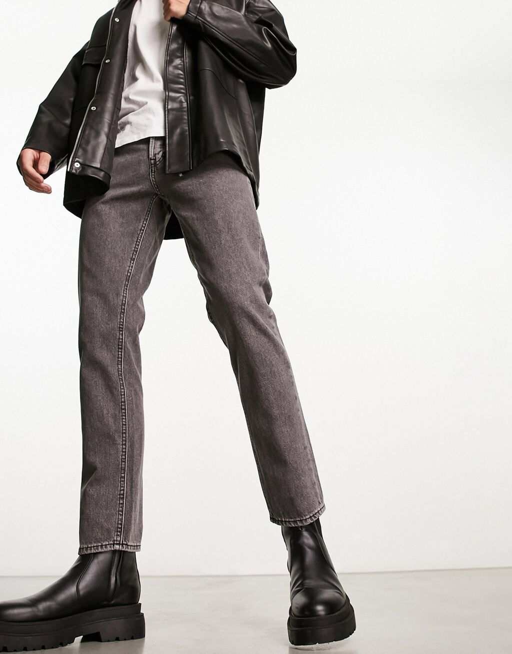 

Черные джинсы комфортного кроя Jack & Jones