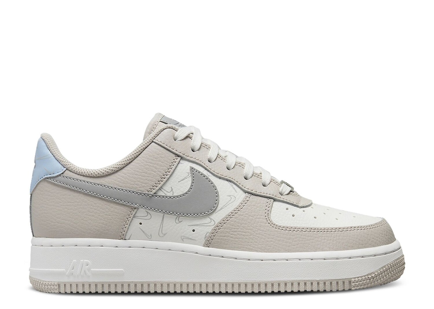 

Кроссовки Nike Wmns Air Force 1 '07 'Reflective Swooshes', белый