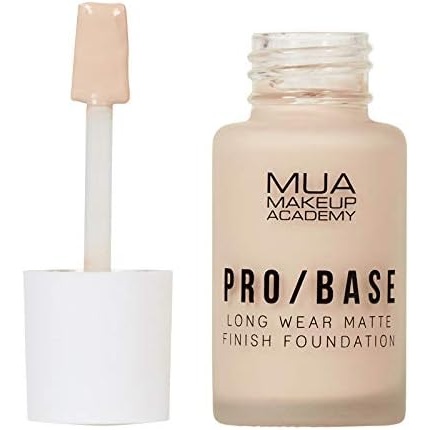 MUA Make Up Academy Pro Base Стойкая тональная основа с матовым финишем № 102 Mua Luxe