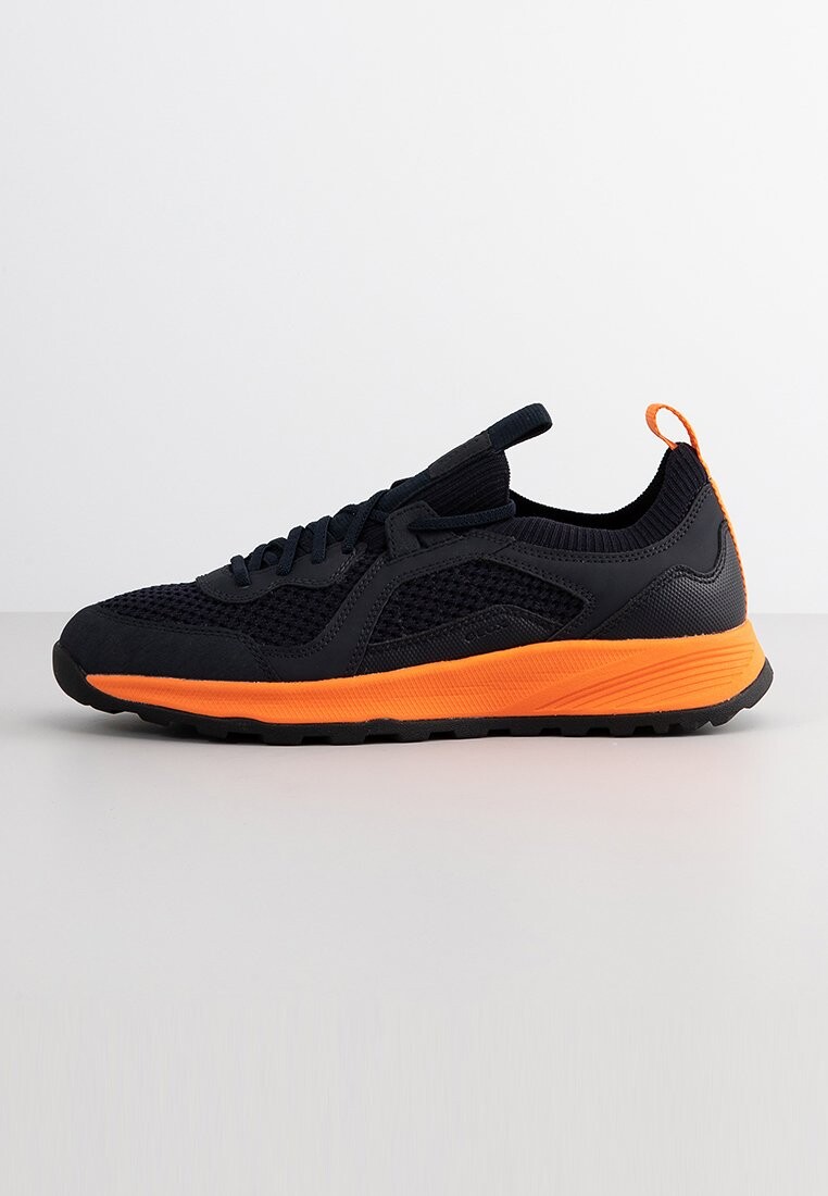 

Низкие кеды Geox