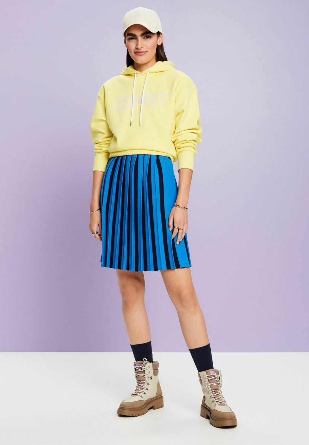 

Сшитое платье Esprit, синее