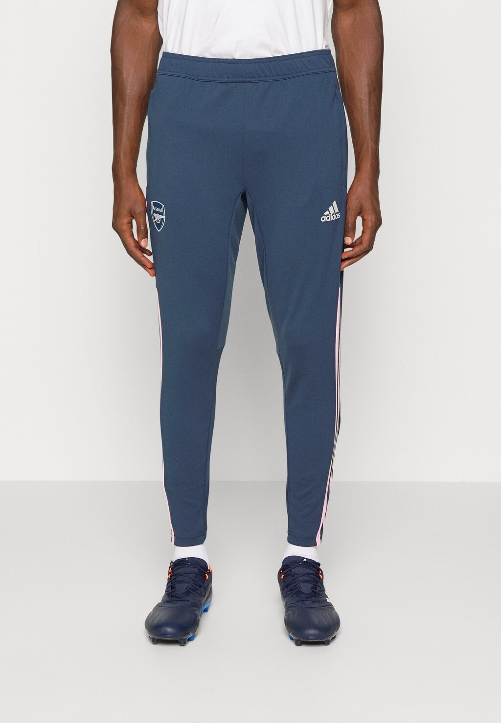 

Спортивные брюки Adidas