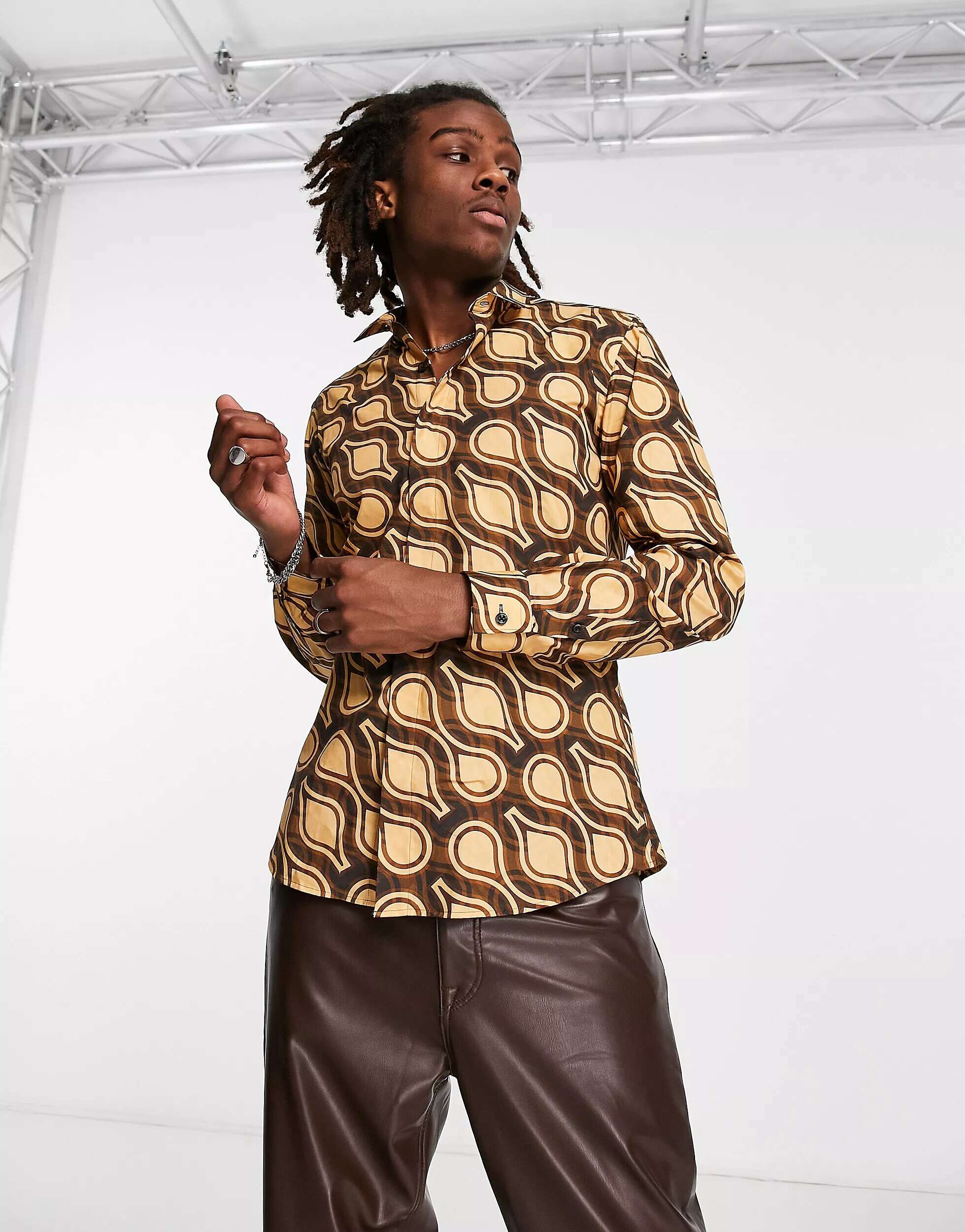 Темно-коричневая рубашка с принтом Twisted Tailor dembele