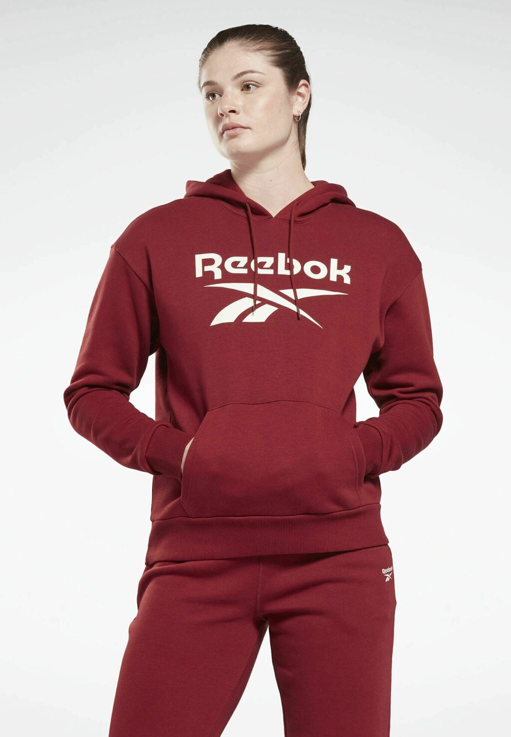 

Толстовка с капюшоном Reebok
