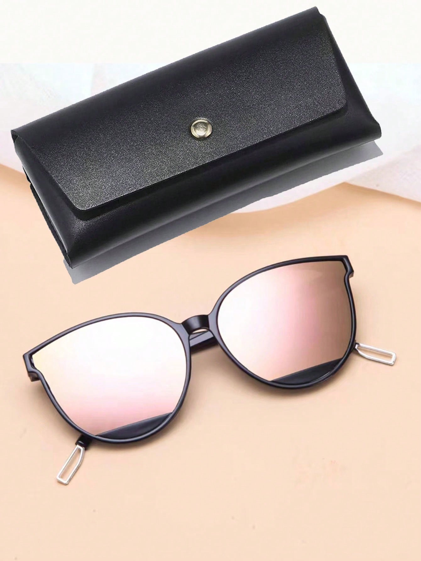 1 шт. Розовые зеркальные солнцезащитные очки в полой оправе цена и фото