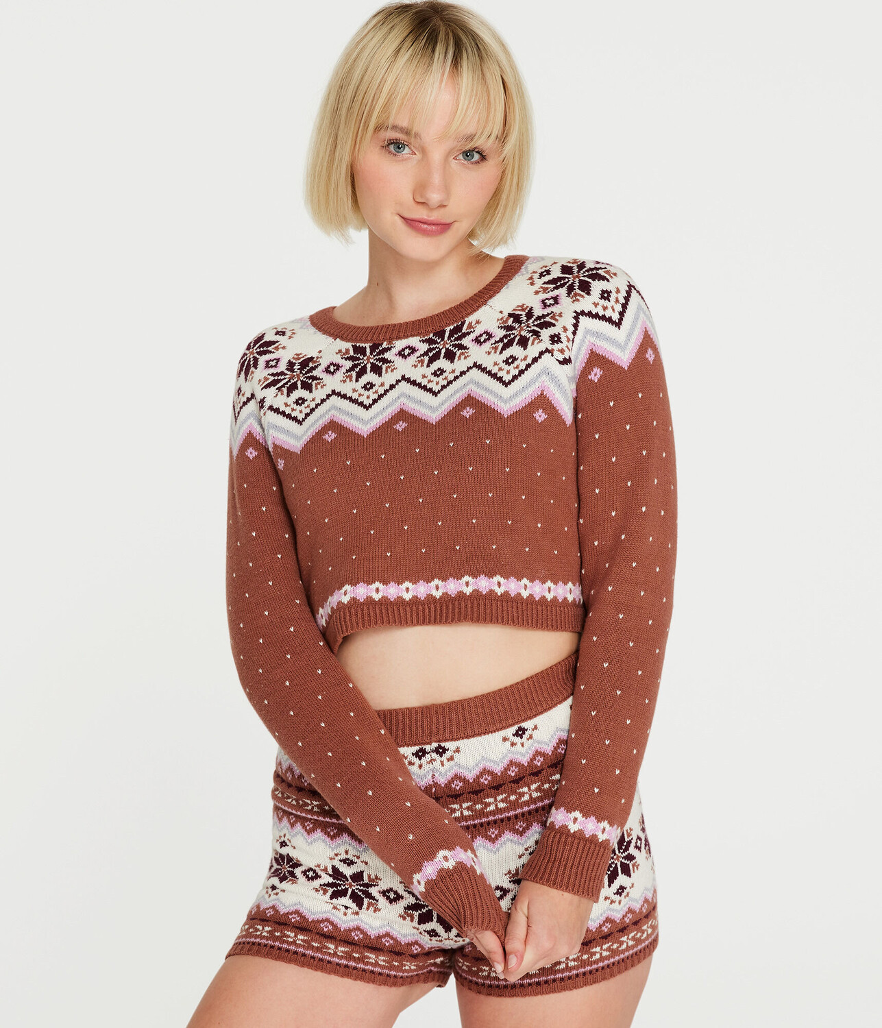

Укороченный свитер с круглым вырезом Fair Isle Aeropostale, коричневый