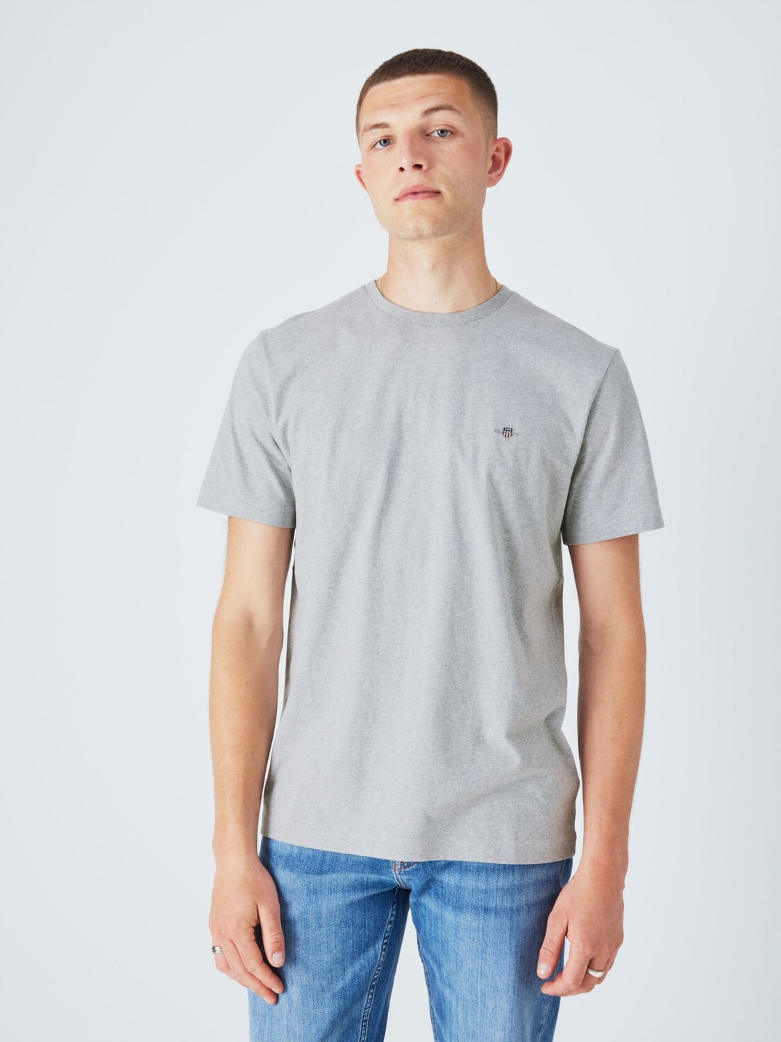 

Футболка GANT Regular Shield с коротким рукавом, серая