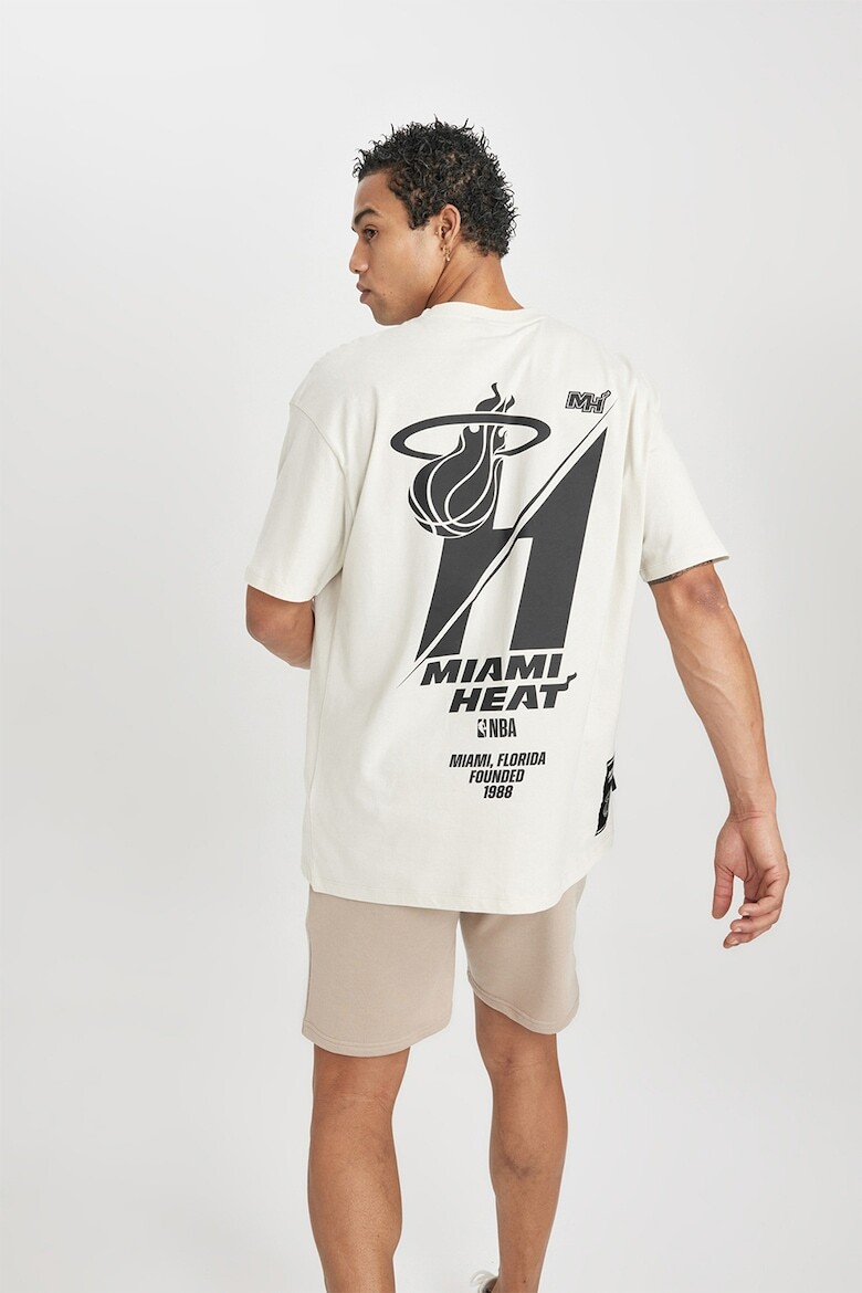 

Футболка с принтом Miami Heat Defacto, белый