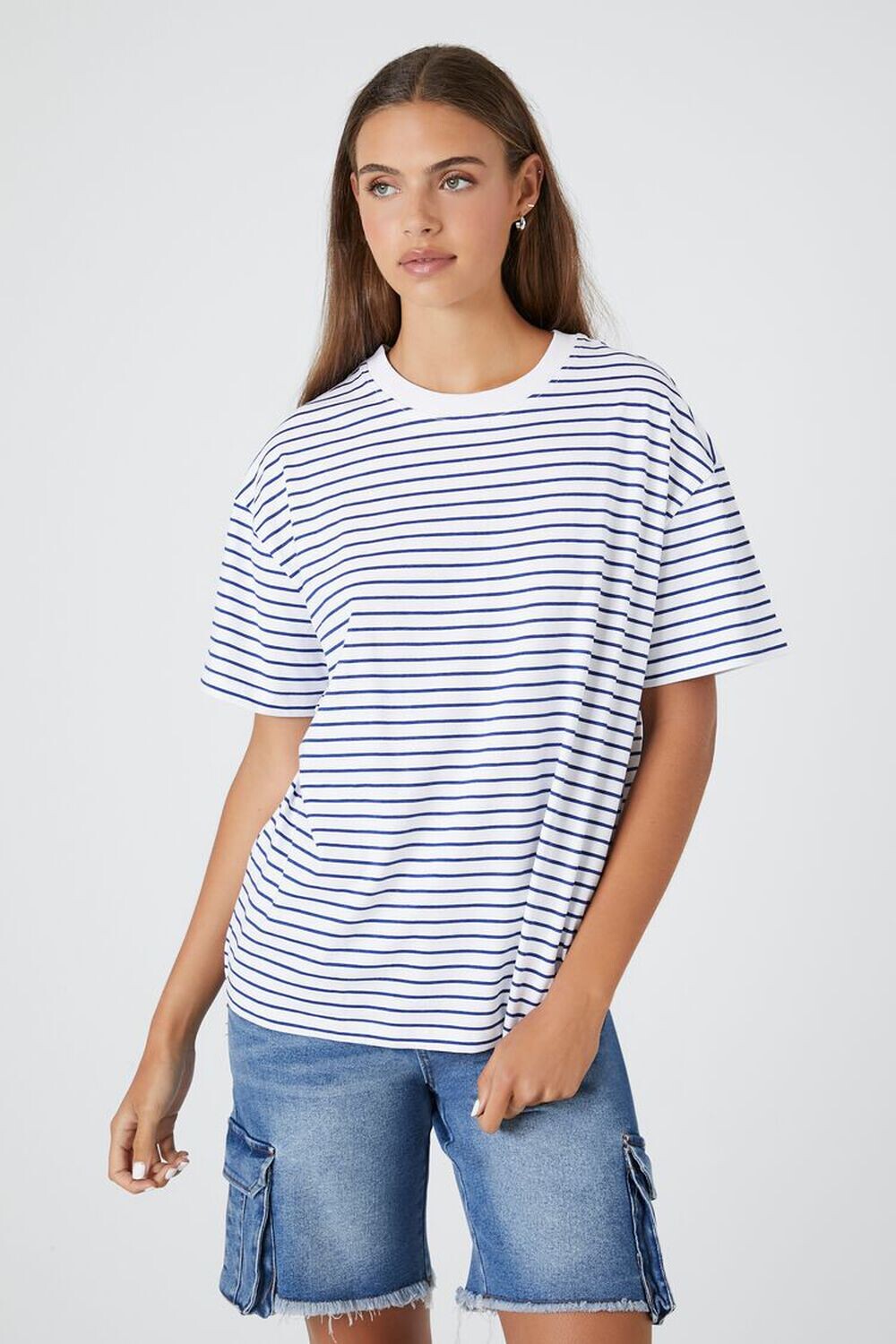 

Полосатая футболка оверсайз Forever 21, синий