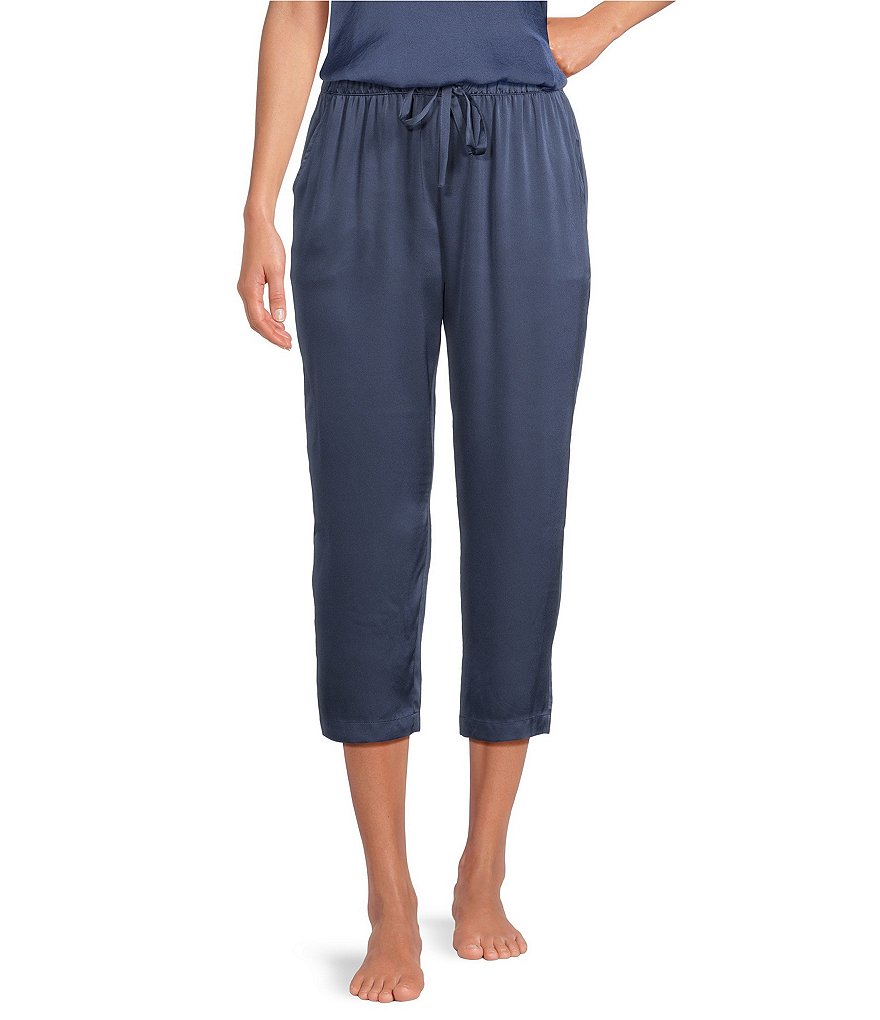 VAN WINKLE & CO. Однотонные атласные укороченные брюки для сна с эластичной резинкой на талии и карманами, фиолетовый